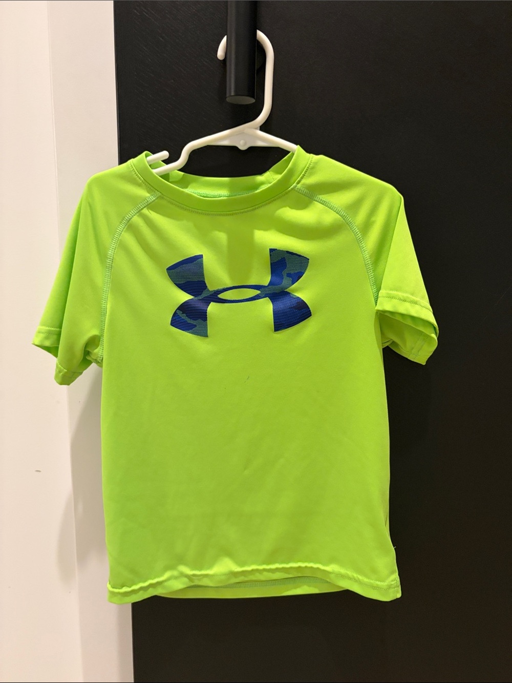 Under Armour Neon Lime Short Sleeve Performance Tee with Navy Logo